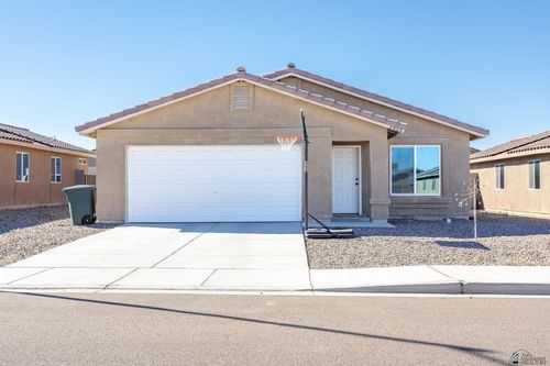 7909 E 45th Pl, Yuma, AZ, 85365-6450 | Card Image