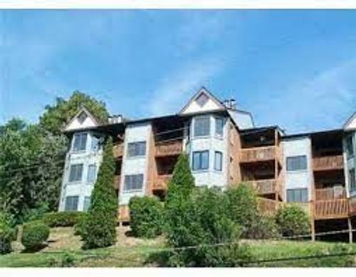 102-1845 Clayton Ave, Pittsburgh, PA, 15214-3840 | Card Image