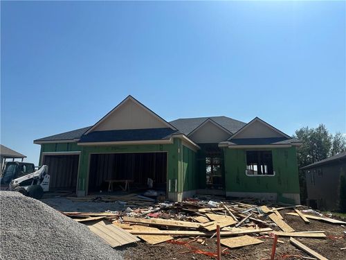 911 Savannah Ln, Greenwood, MO, 64034-9025 | Card Image