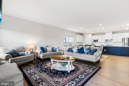 223 Letitia Manor Dr, WEST GROVE, PA, 19390-2116 | Card Image