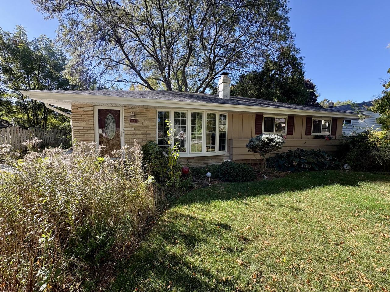 Hemlock St, Milwaukee, WI 53209
