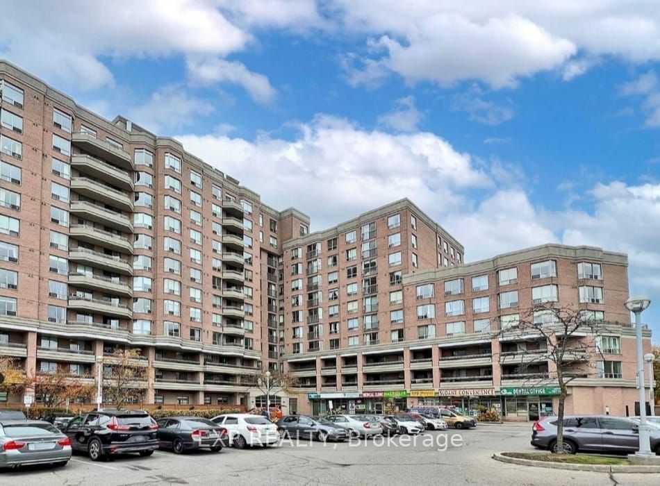 Residential in Toronto C13 3