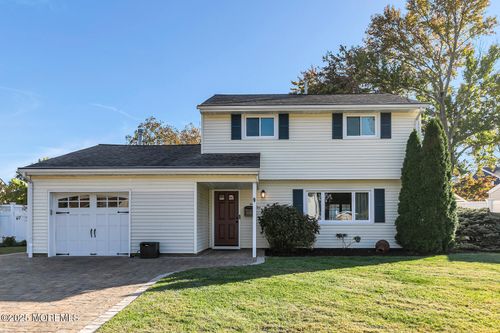 21 Hemlock St, Hazlet, NJ, 07730-2183 | Card Image