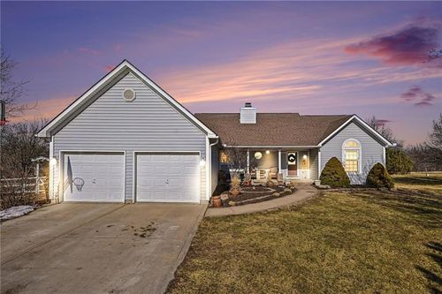 7424 Se Mcgary Ln, Lawson, MO, 64062-6240 | Card Image