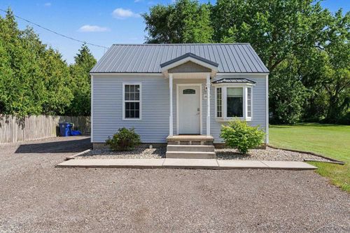 3560 Mckinley St, Saginaw, MI, 48604 | Card Image