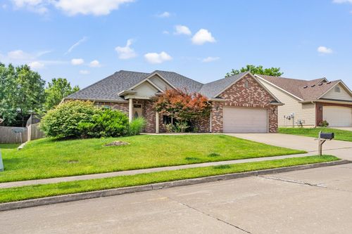 4804 Cedar Coals Ct, Columbia, MO, 65203-9086 | Card Image