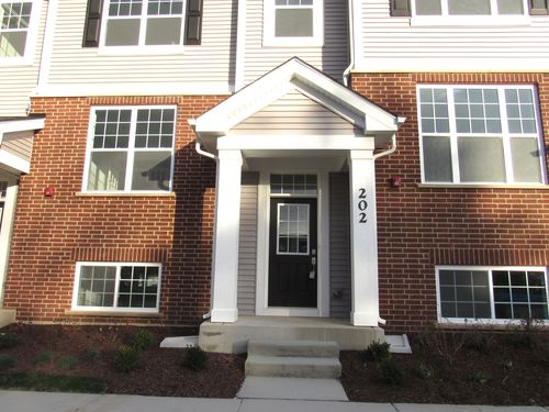 202 Timberleaf Cir, Roselle, IL, 60172-1159 | Card Image