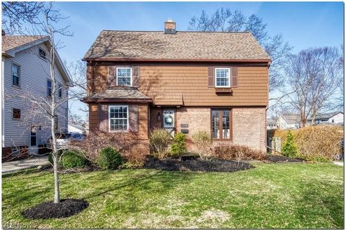 2116 Arthur Ave, Lakewood, OH, 44107-5760 | Card Image