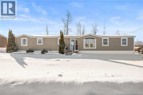 83 Tracadie Dr, Dieppe, NB, E1A8P3 | Card Image