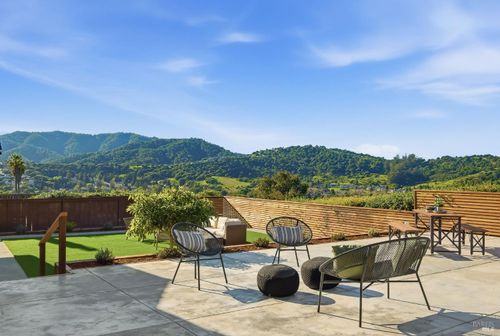 121 San Marino Dr, San Rafael, CA, 94901-1537 | Card Image