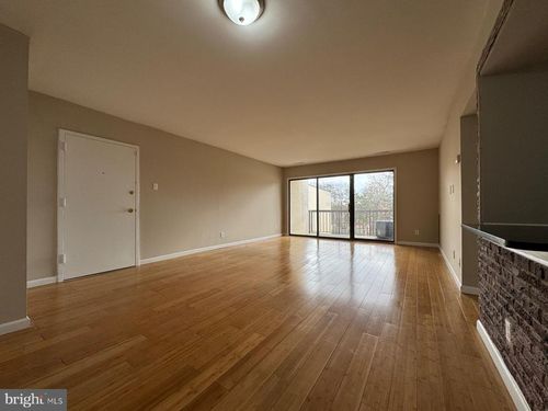 apt-401-2a-10115 Prince Pl, UPPER MARLBORO, MD, 20774-1105 | Card Image