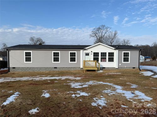 38-147 Titanium Dr, Statesville, NC, 28625-2601 | Card Image