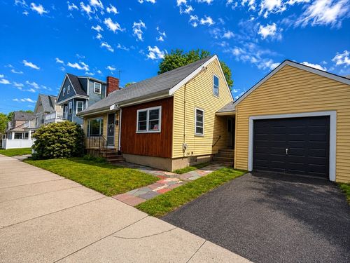 7 Lorette St, Boston, MA, 02132 | Card Image