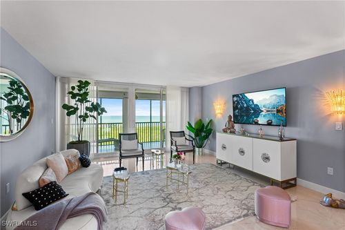 apt-19b-7515 Pelican Bay Blvd, NAPLES, FL, 34108-6521 | Card Image