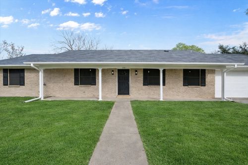 536 Robindale Ln, Fairfield, TX, 75840-1912 | Card Image