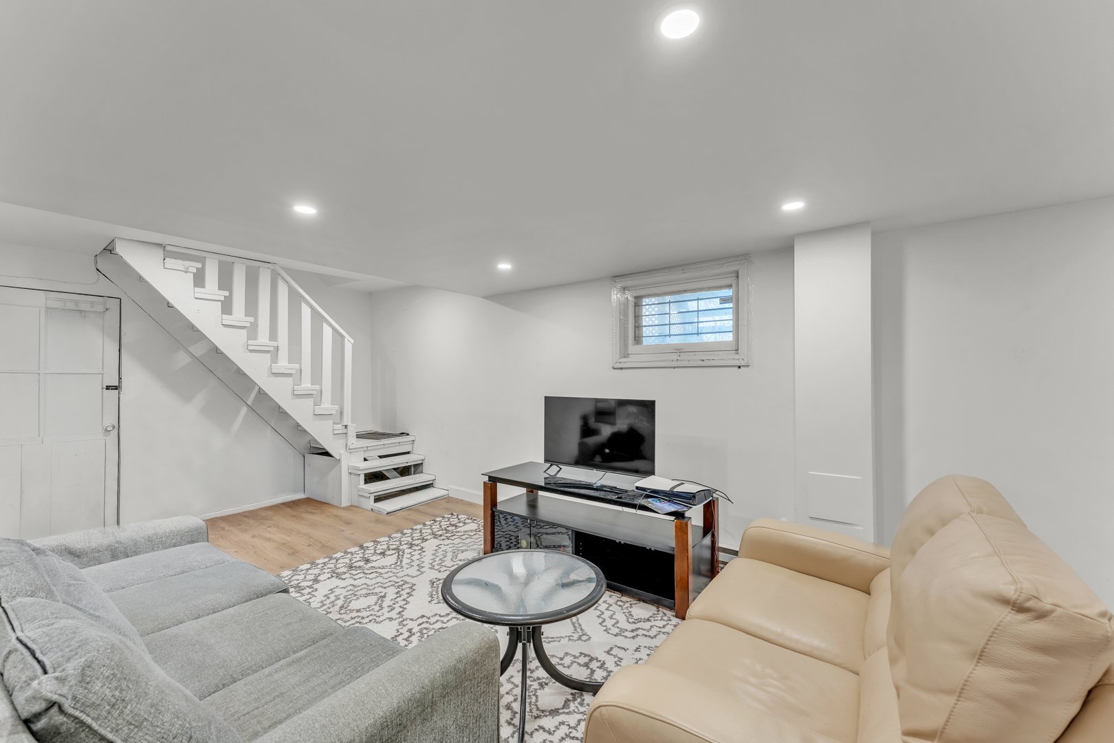 Residential in Longueuil (Le Vieux-Longueuil) 4