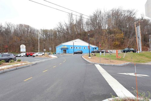 97 S Main St, White River Junction, VT, 05001-7071 | Card Image