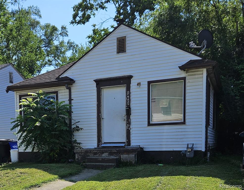 Roselawn St, Detroit, MI 48238