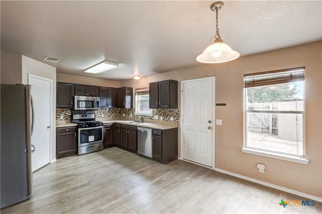 4501 Best Way, Condo with 3 bedrooms, 3 bathrooms and null parking in Austin TX | Image 7