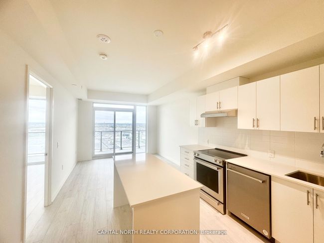 2306 - 8960 Jane St, Condo with 1 bedrooms, 2 bathrooms and 1 parking in Concord ON | Image 6