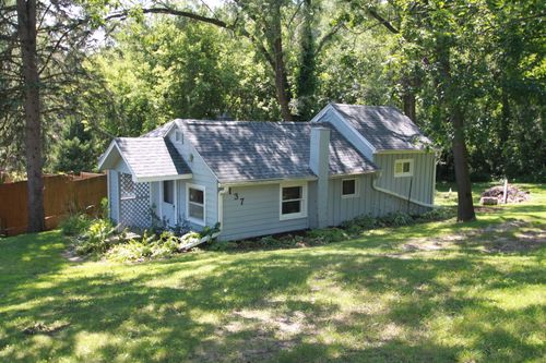 137 S Salem St, Cherry Valley, IL, 61016-9321 | Card Image