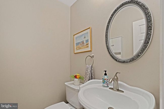 9220 Burnetta Dr, House other with 4 bedrooms, 4 bathrooms and null parking in ANNANDALE VA | Image 17