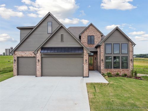 2509 E 134th St S, Bixby, OK, 74008-3692 | Card Image