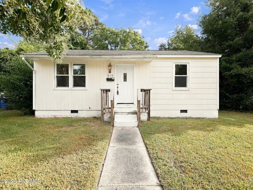 519 New River Dr, Jacksonville, NC, 28540-6053 | Card Image
