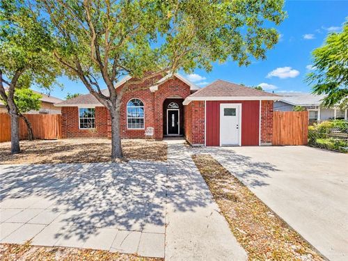 119 N Trosper Blvd, Mission, TX, 78573-1137 | Card Image