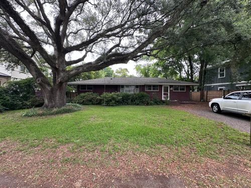 1496 Seminole St, Mount Pleasant, SC, 29464-4825 | Card Image