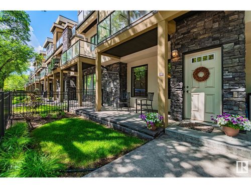 4-11518 76 Ave Nw, Edmonton, AB, T6G0K7 | Card Image