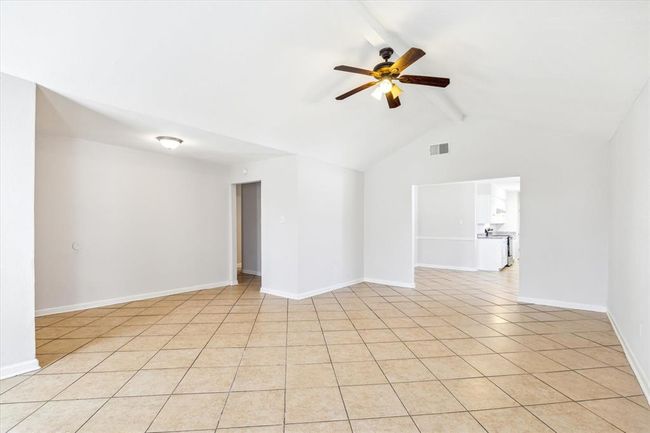 5519 Fallengate Dr, House other with 3 bedrooms, 2 bathrooms and 2 parking in Spring TX | Image 8
