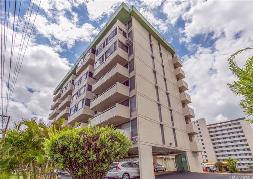 802-1015 Ala Napunani St, Honolulu, HI, 96818-1750 | Card Image