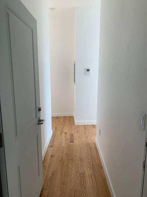 apt-401-64 Market St, Lynn, MA, 01901-1154 | Card Image