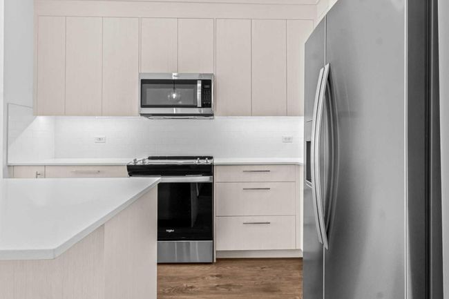 2410 - 6 Merganser Drive W, Condo with 2 bedrooms, 2 bathrooms and 1 parking in Chestermere AB | Image 4