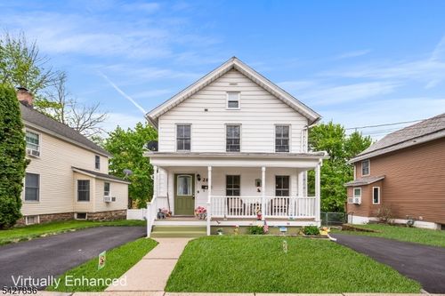 28 Clinton St, Newton, NJ, 07860-1404 | Card Image