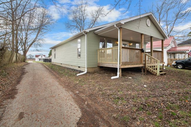 94 Main St, House other with 3 bedrooms, 2 bathrooms and null parking in Bloomingburg OH | Image 16
