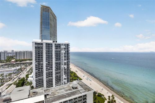 2404-16699 Collins Ave, Sunny Isles Beach, FL, 33160-5408 | Card Image