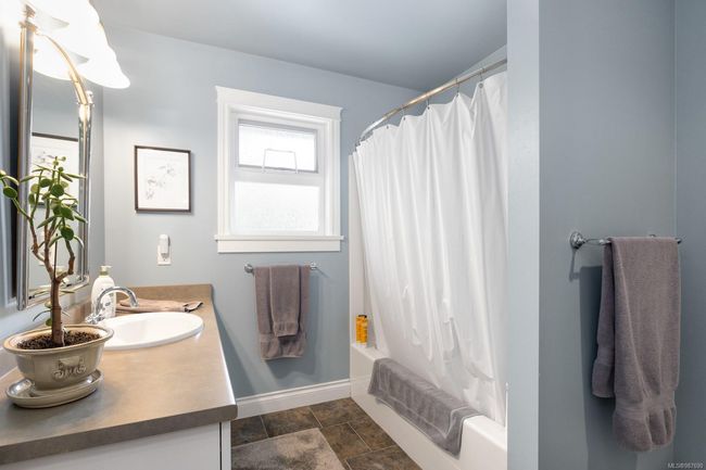 2499 Glendoik Way, House other with 3 bedrooms, 3 bathrooms and 6 parking in Mill Bay BC | Image 30