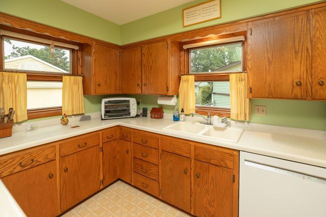 11-web-or-mls-11-Kitchen.jpg | Image 11