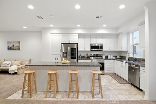 3504 Sequoia St, Lemon Grove, CA, 91945-2035 | Card Image