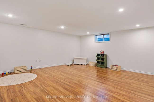 8 Dogwood Trail, House other with 5 bedrooms, 4 bathrooms and 4 parking in Ilderton ON | Image 40
