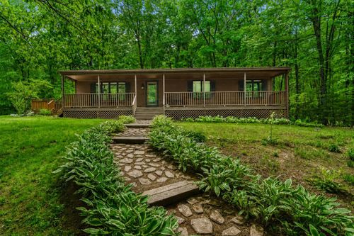 540 Main St, Sandown, NH, 03873-2143 | Card Image