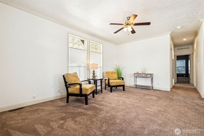 1207 Maple Dr, House other with 3 bedrooms, 2 bathrooms and null parking in Enumclaw WA | Image 5