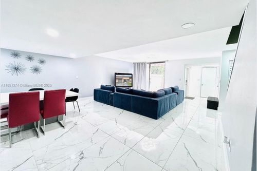 20571 Ne 6th Ct, Miami, FL, 33179-2415 | Card Image