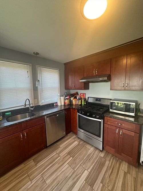 100-100 Colby Rd, Quincy, MA, 02171-2014 | Card Image