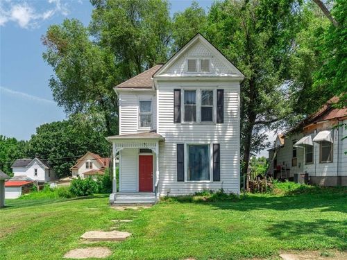 2707 Olive St, Saint Joseph, MO, 64507-1712 | Card Image