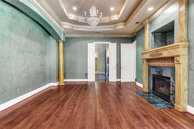 Just imagine enjoyable it will be to wake up each morning and see such splendor! All your French castle dreams come true! | Image 22