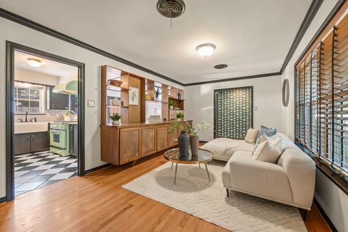 11706 Cimarec St, Dallas, TX, 75218-1820 | Card Image