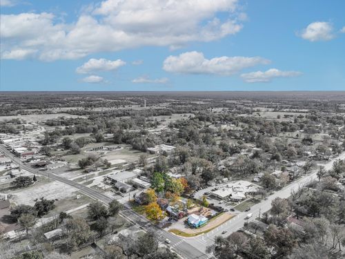 401 W Main St, Van, TX, 75790-2889 | Card Image